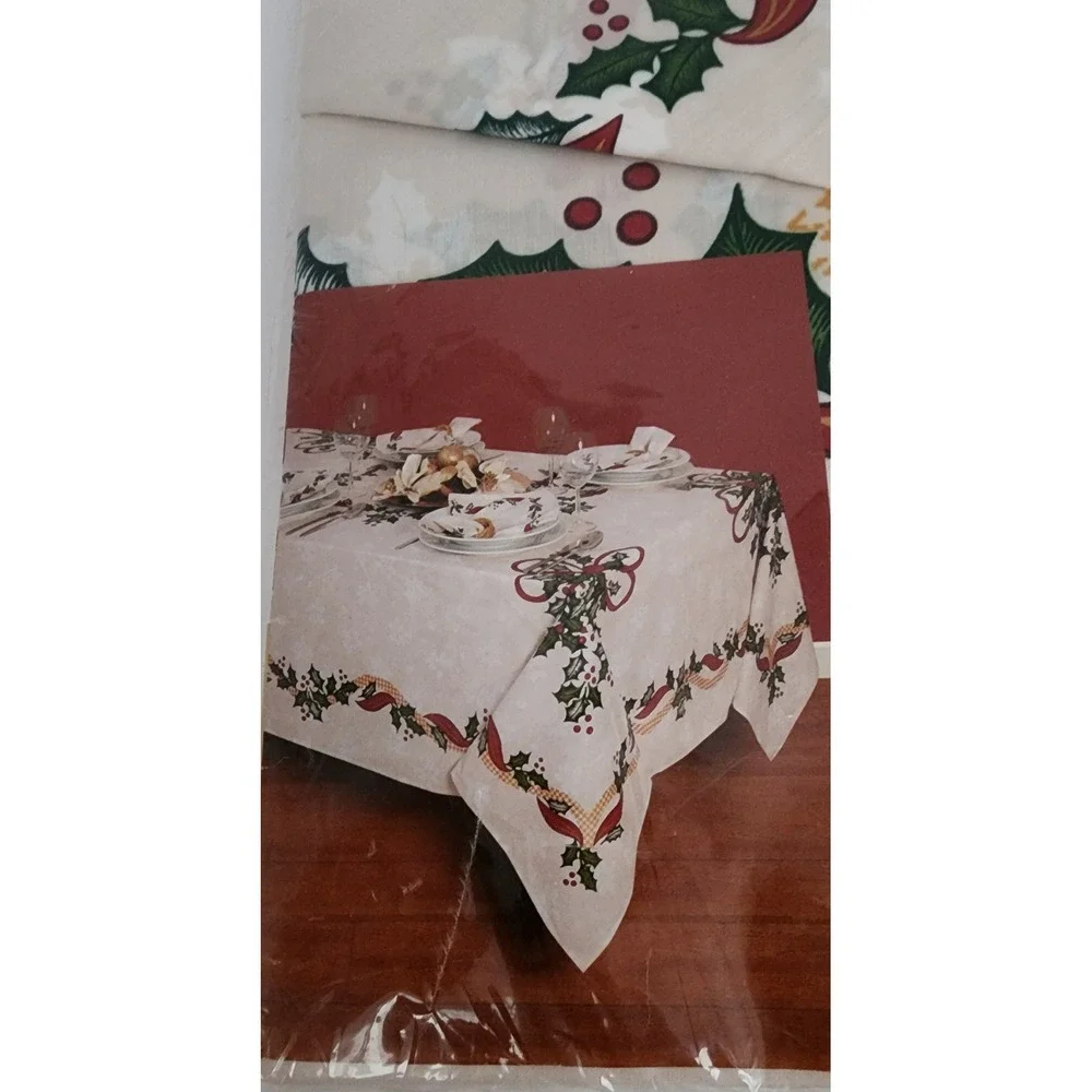 Felular Christmas Tablecloth Set 6 Napkins Cream Holly Berry 63x79 NEW Portugal